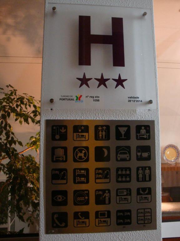Hotel D. Ines De Castro Alcobaca Bagian luar foto