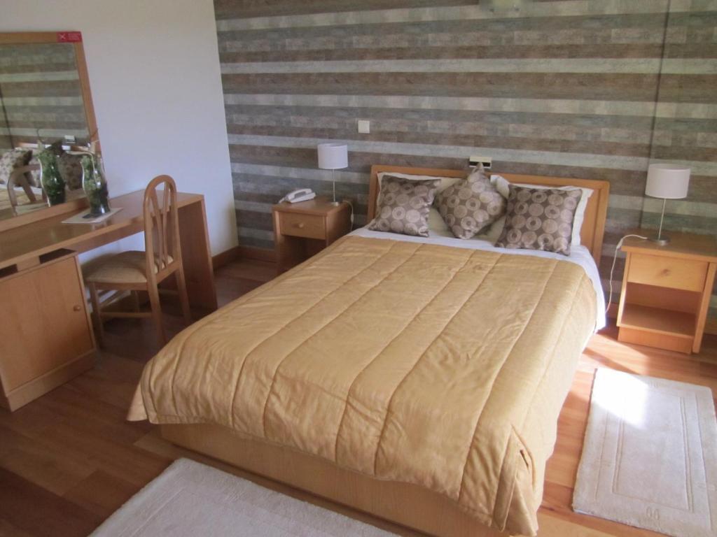 Hotel D. Ines De Castro Alcobaca Ruang foto